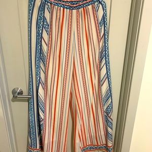 Flowy pattered pants